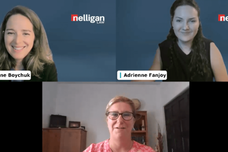 image Photo of three people discussing during webinar - Photo de trois personnes qui discutent pendant le wébinaire.